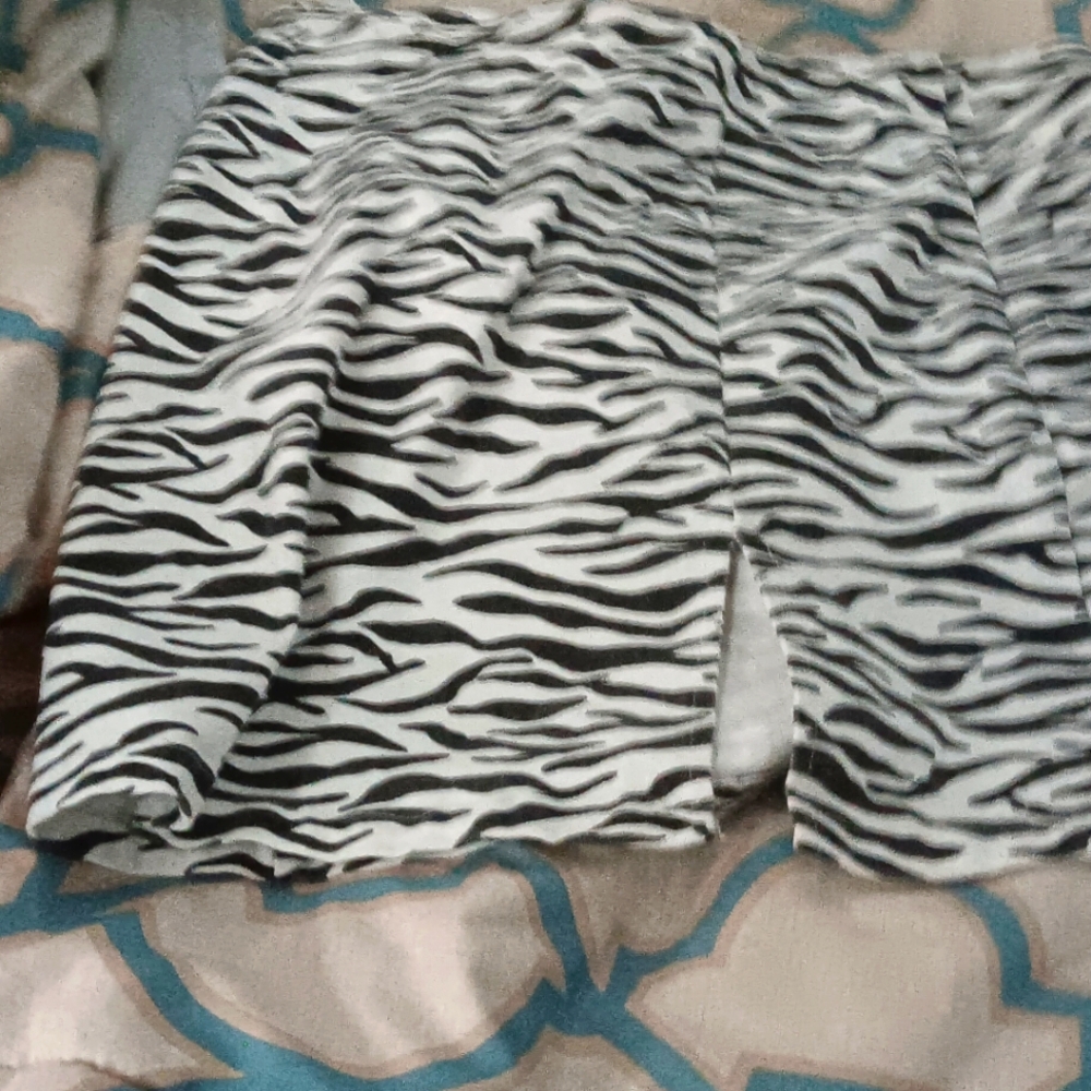 Rocker zebra print high wasted skirt  , not selling